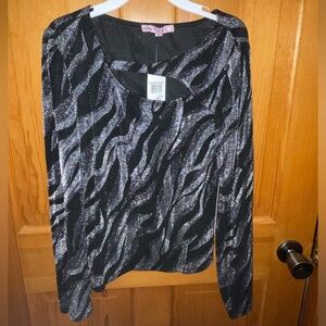 NWT Printed Cut Out Top